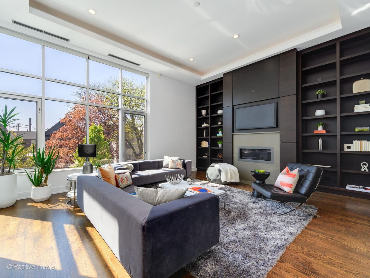 2109 N Campbell Avenue #2S, Chicago, IL
