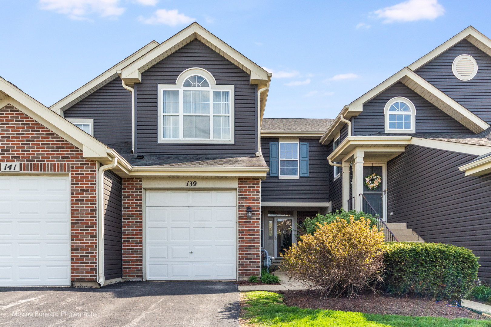 139 E Lake Ridge Drive, Glendale Heights, IL