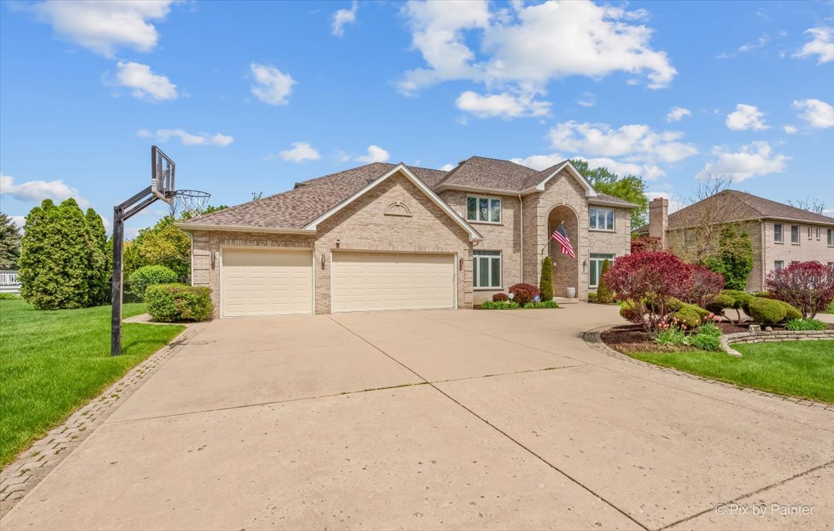 402 Meadow Ridge Lane, Prospect Heights, IL