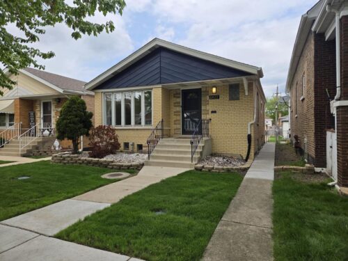 5822 W 64th Place, Chicago, IL