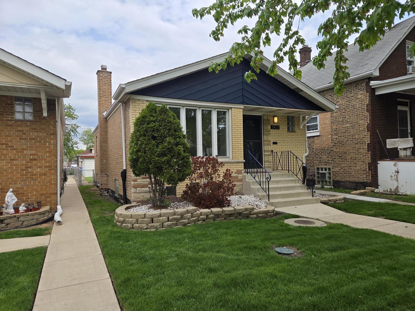 5822 W 64th Place, Chicago, IL
