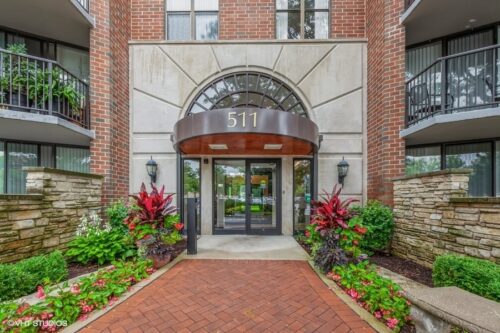 511 Aurora Avenue #516, Naperville, IL