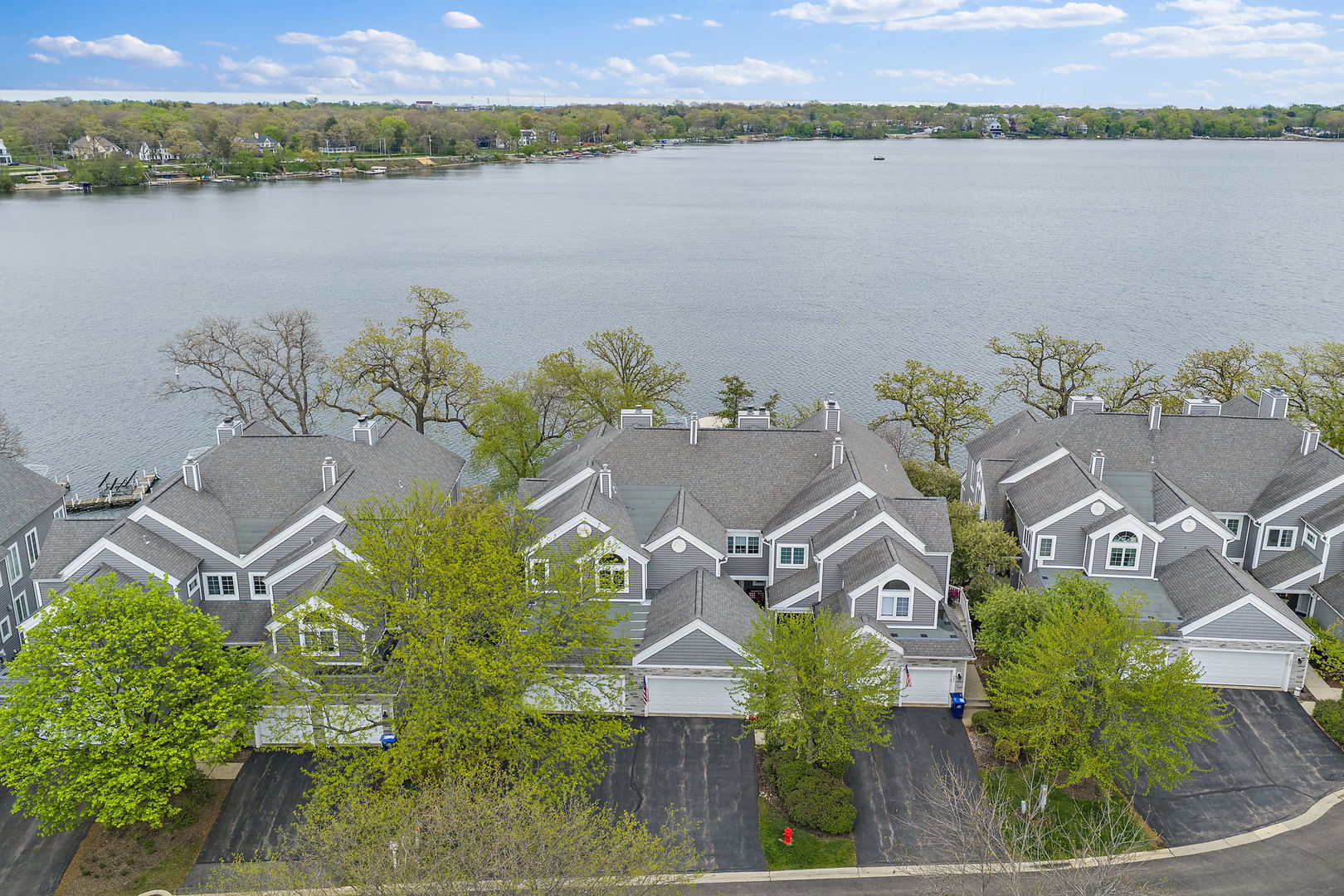237 Sandy Point Lane, Lake Zurich, IL