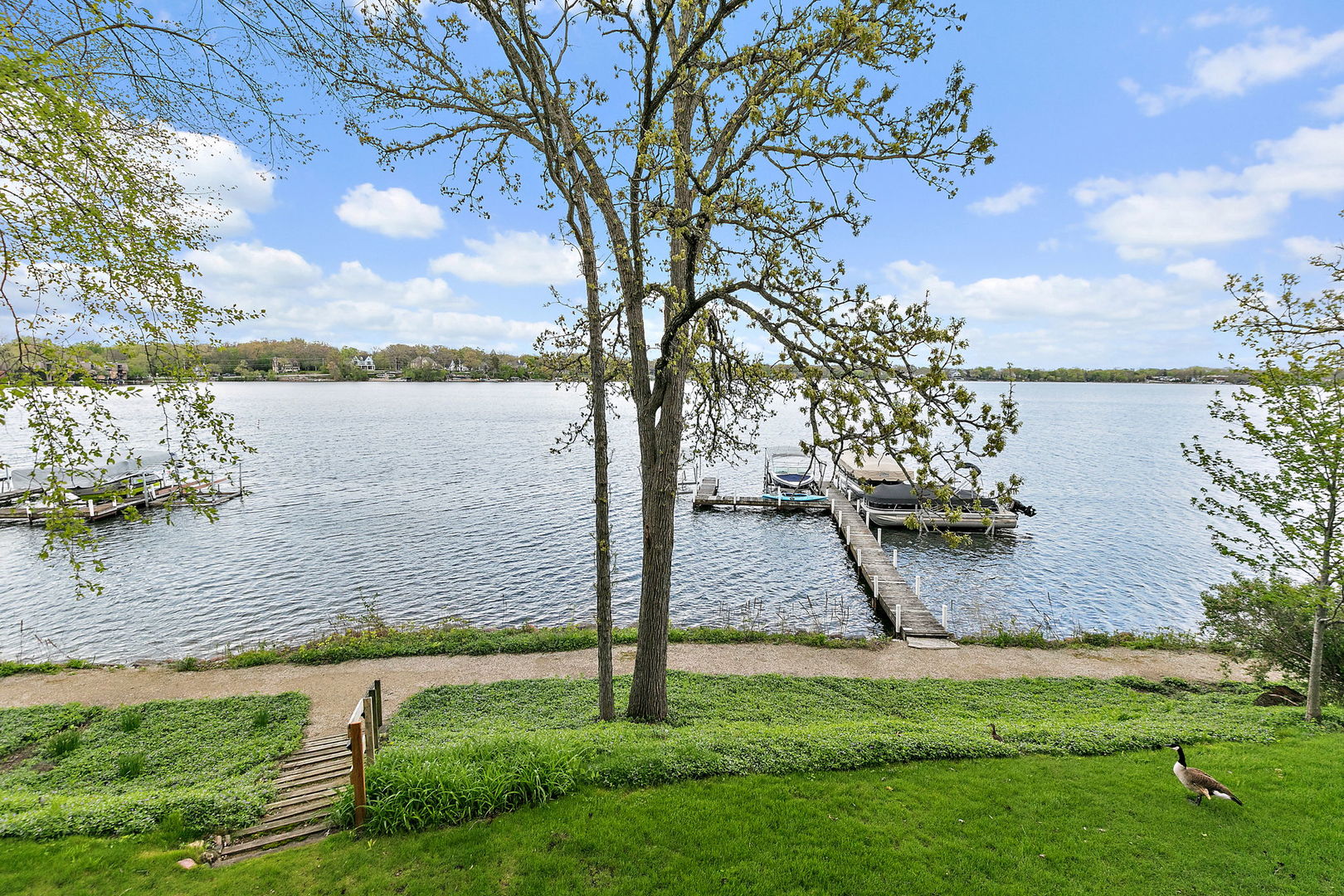 237 Sandy Point Lane, Lake Zurich, IL