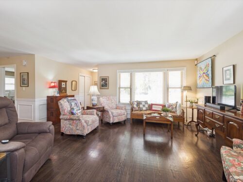 1202 Homestead Road, La Grange Park, IL
