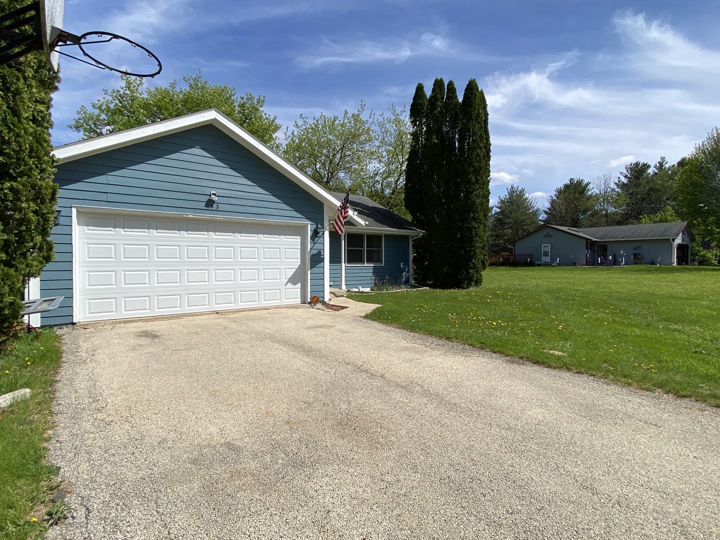 143 Liverpool Drive, Poplar Grove, IL