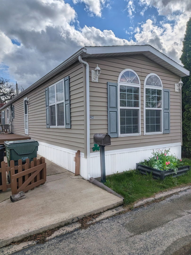 3427 W 117th Street, Merrionette Park, IL