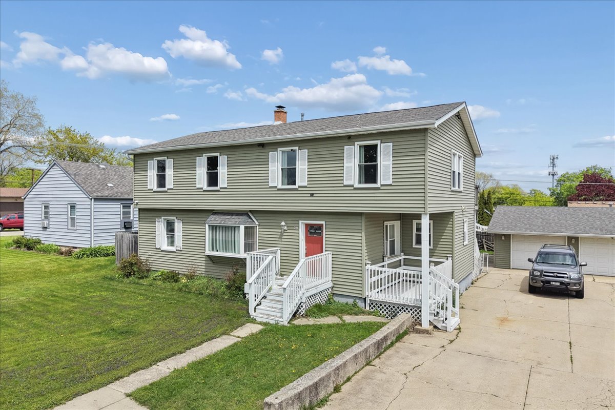 29 N Metropolitan Avenue, Waukegan, IL