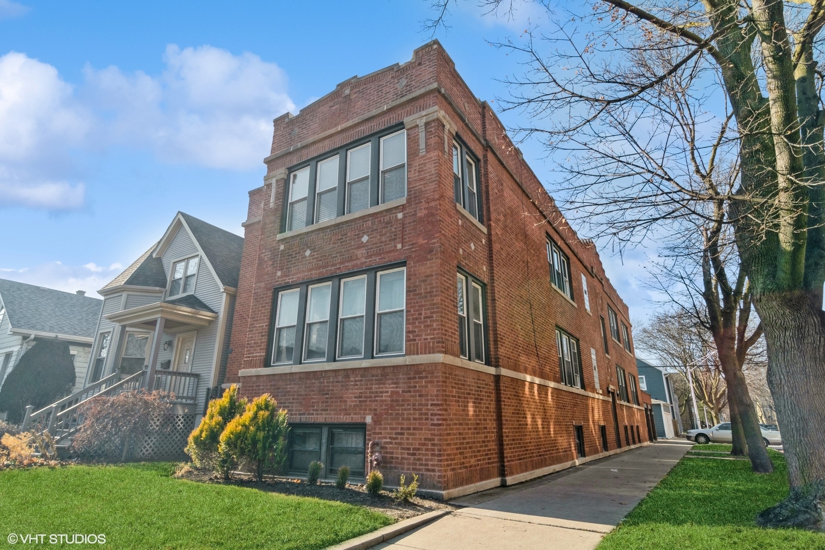 3601 W Cullom Avenue #1E, Chicago, IL