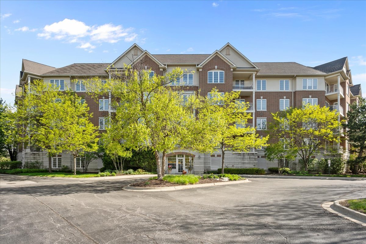 640 Robert York Avenue #303, Deerfield, IL