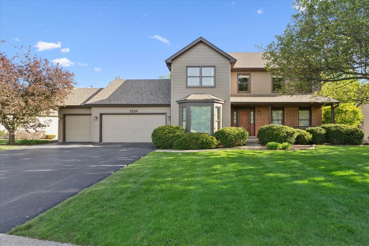 2228 Snapdragon Road, Naperville, IL
