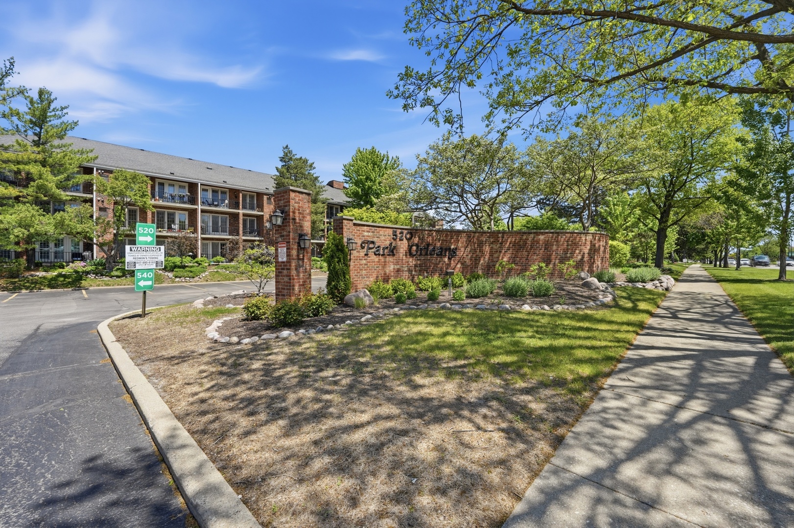 520 Biesterfield Road #119F, Elk Grove Village, IL