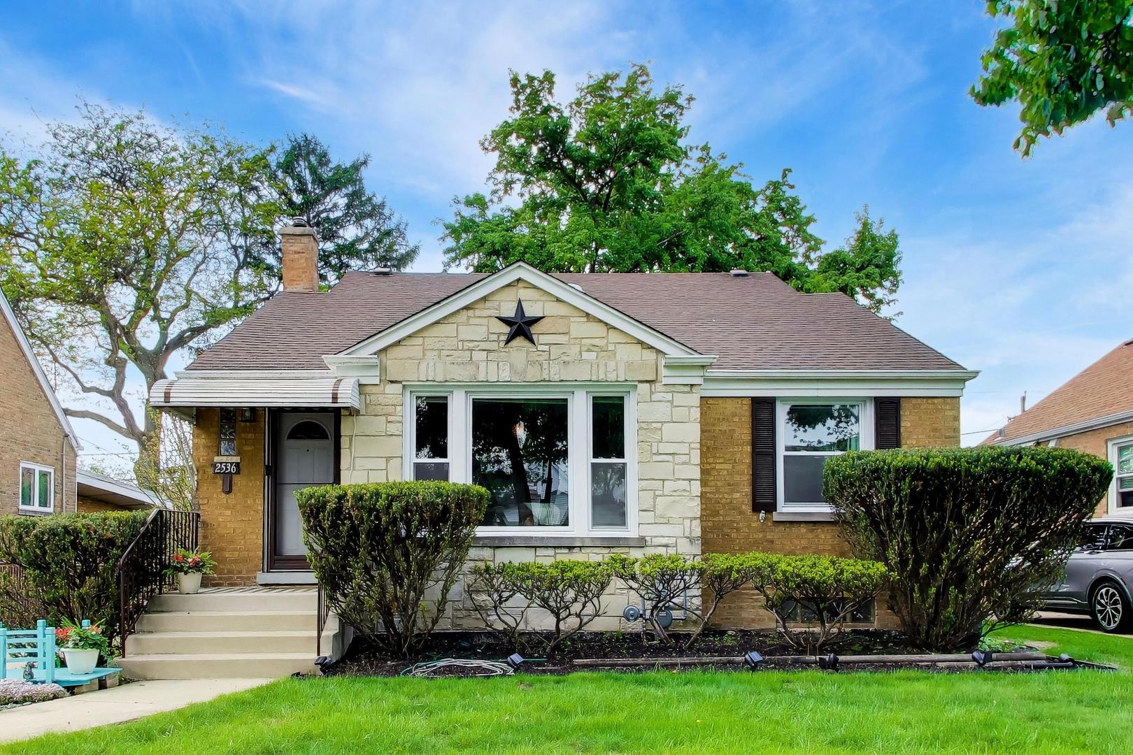 2536 S 5th Avenue, North Riverside, IL