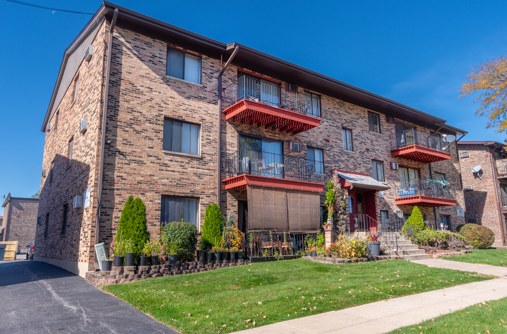 11810 S Komensky Avenue #101, Alsip, IL