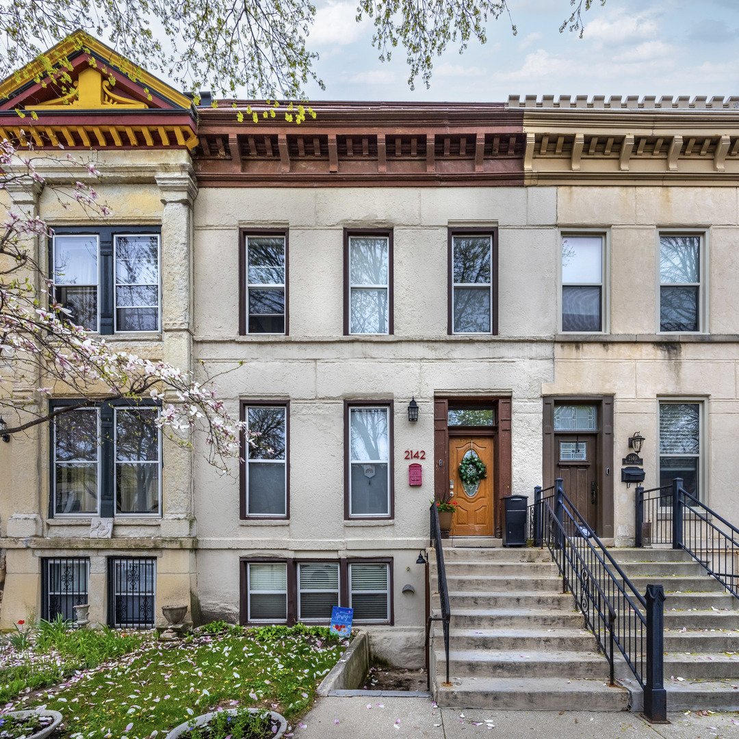 2142 W Bowler Street, Chicago, IL