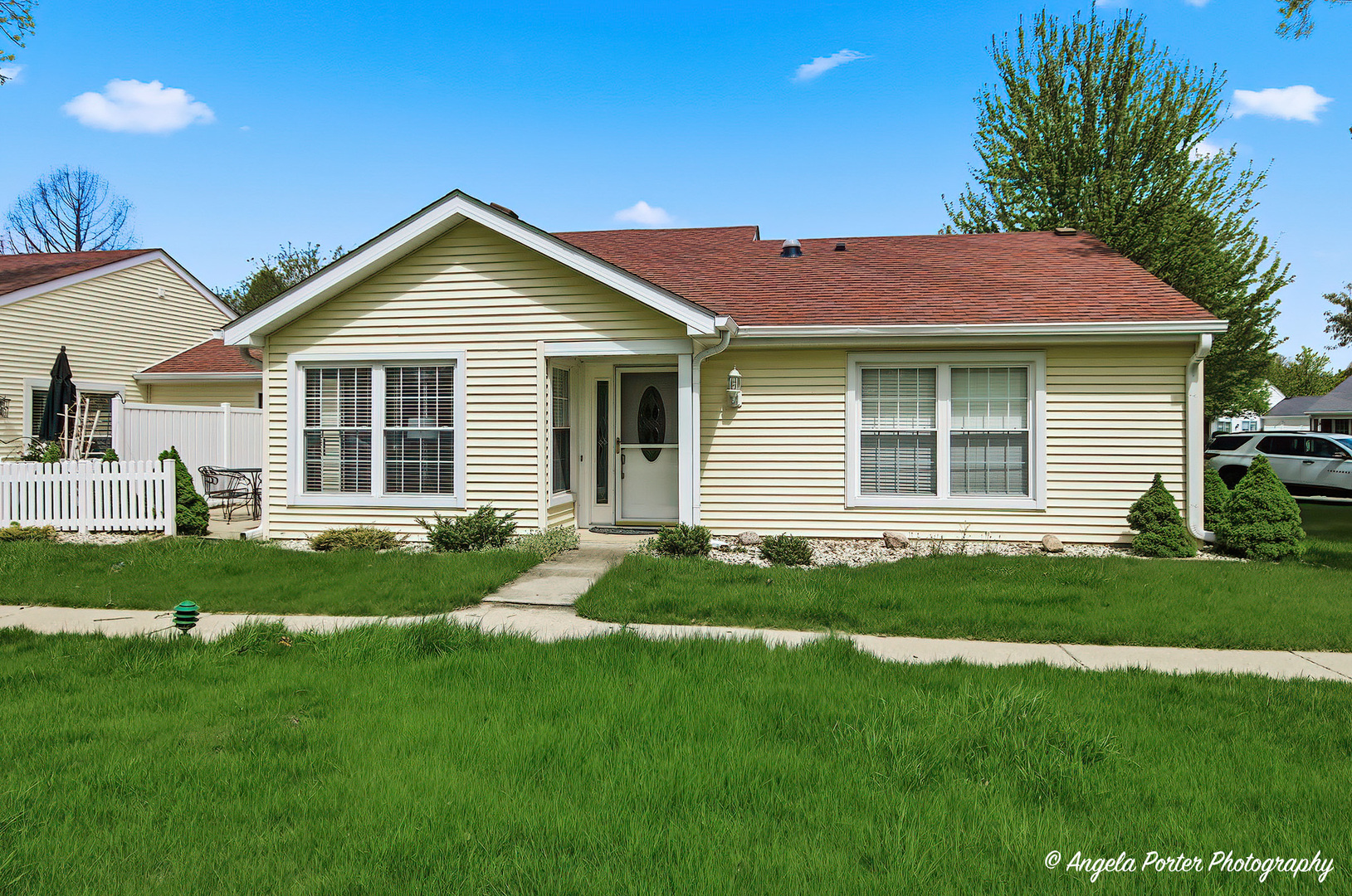 7201 Hastings Circle #332, Fox Lake, IL