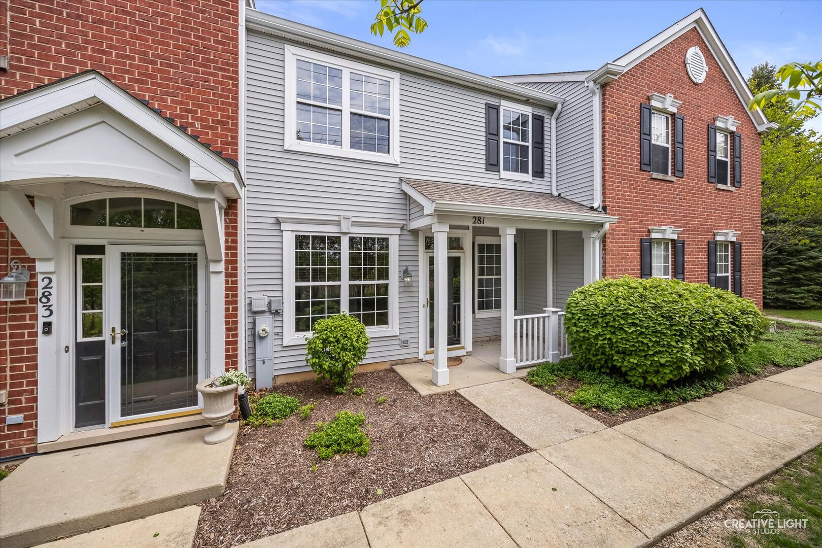281 Springbrook Trail, Oswego, IL