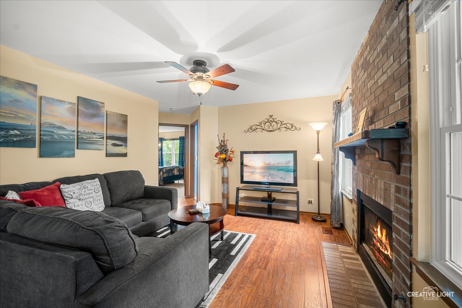 1085 Rockport Drive, Carol Stream, IL