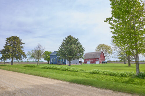 324 Wixon Pit Road, Earlville, IL