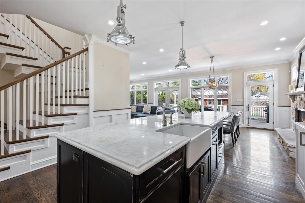 1148 Isabella Street, Wilmette, IL