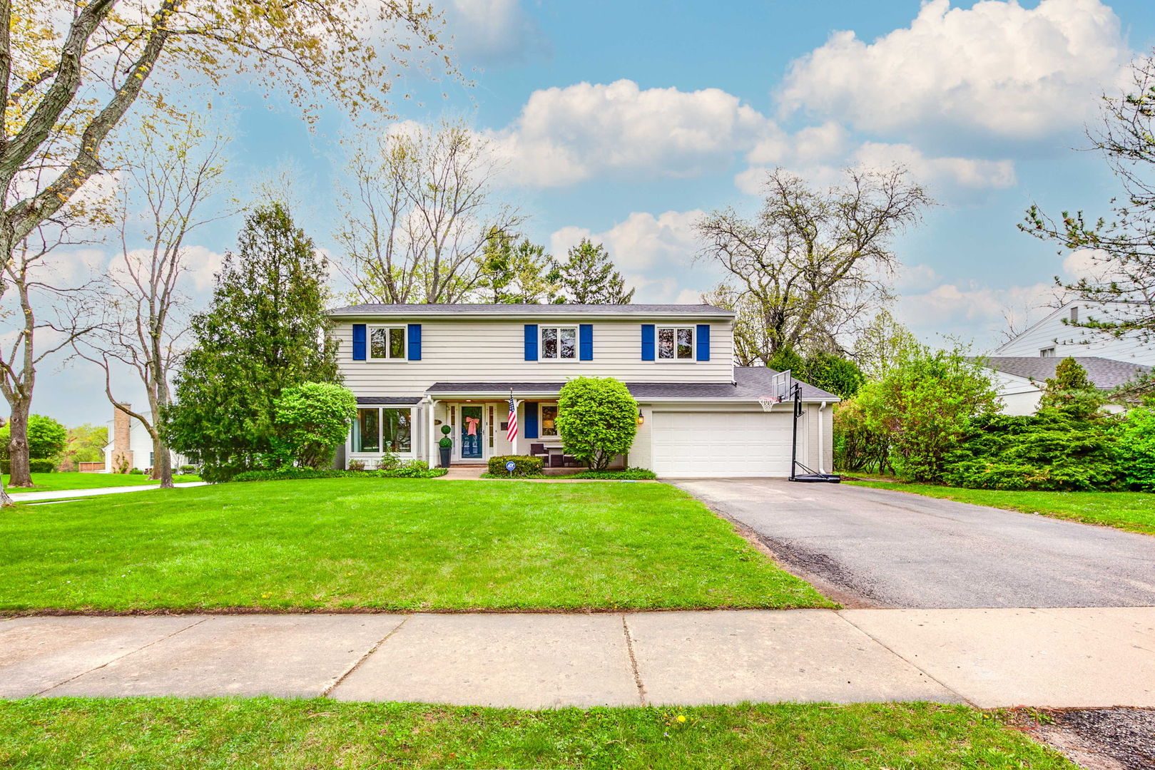 366 Birkdale Road, Lake Bluff, IL