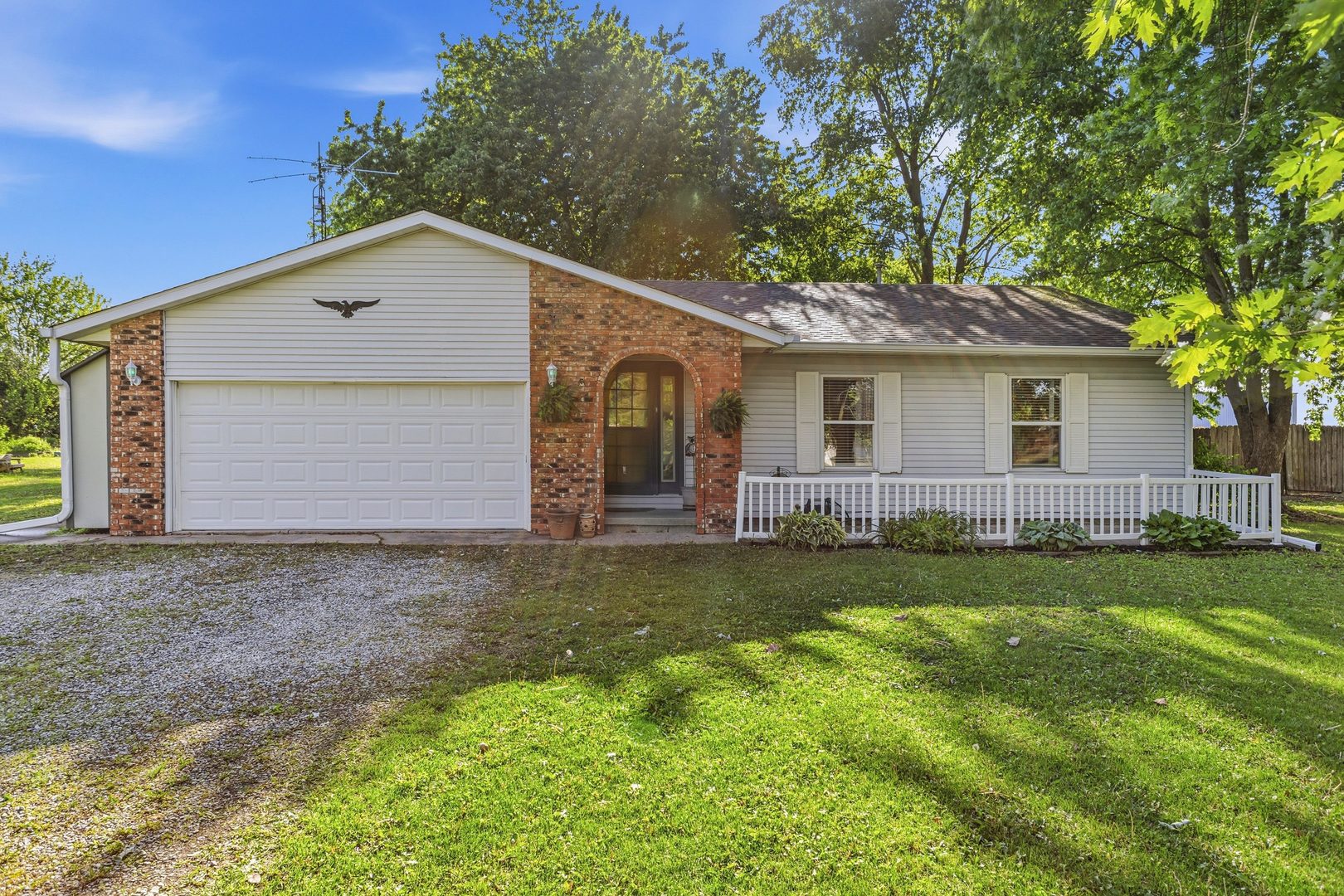 505 S Vine Street, Camargo, IL