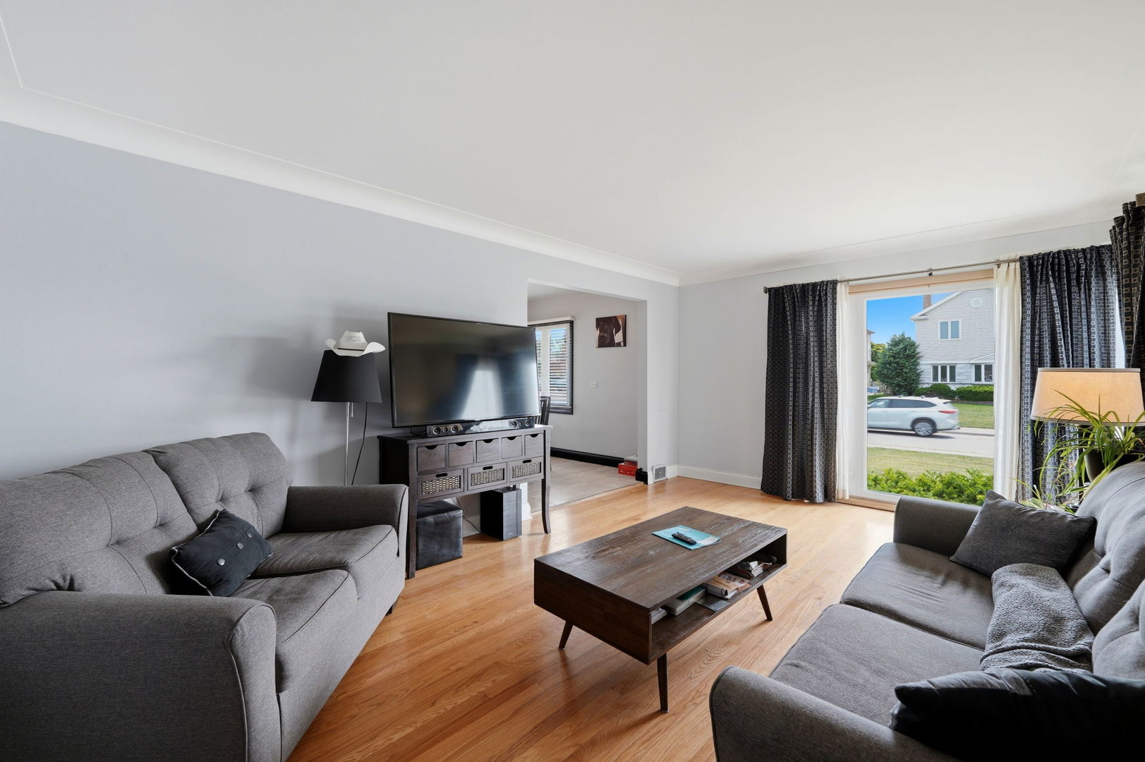 8130 W Berwyn Avenue, Chicago, IL