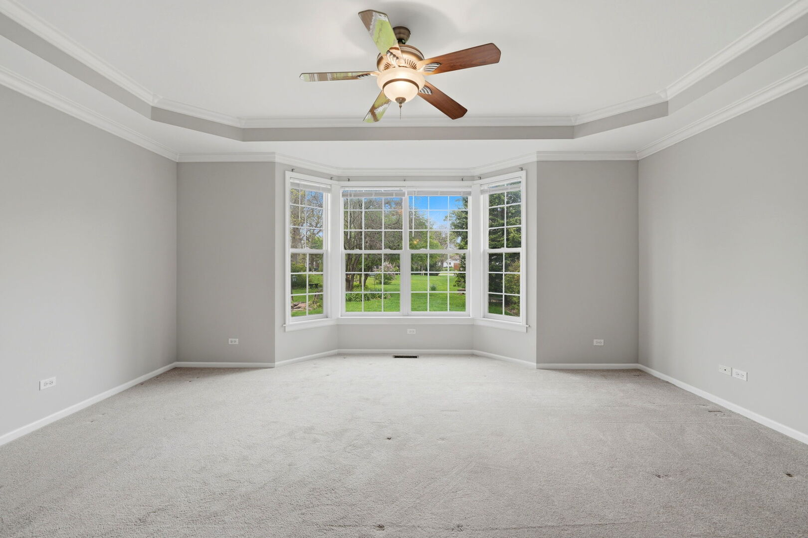 7550 Blazer Avenue, Justice, IL
