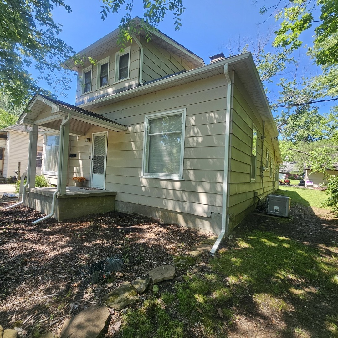 823 N 10th Street, Mt Vernon, IL