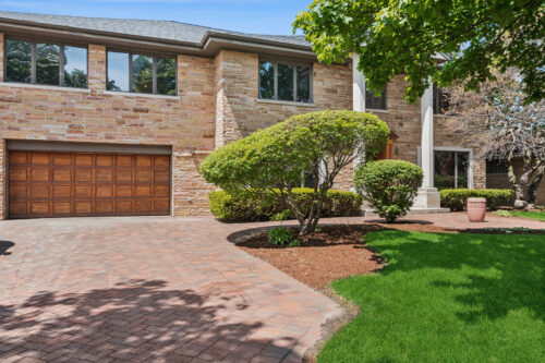 6630 N Spokane Avenue, Lincolnwood, IL