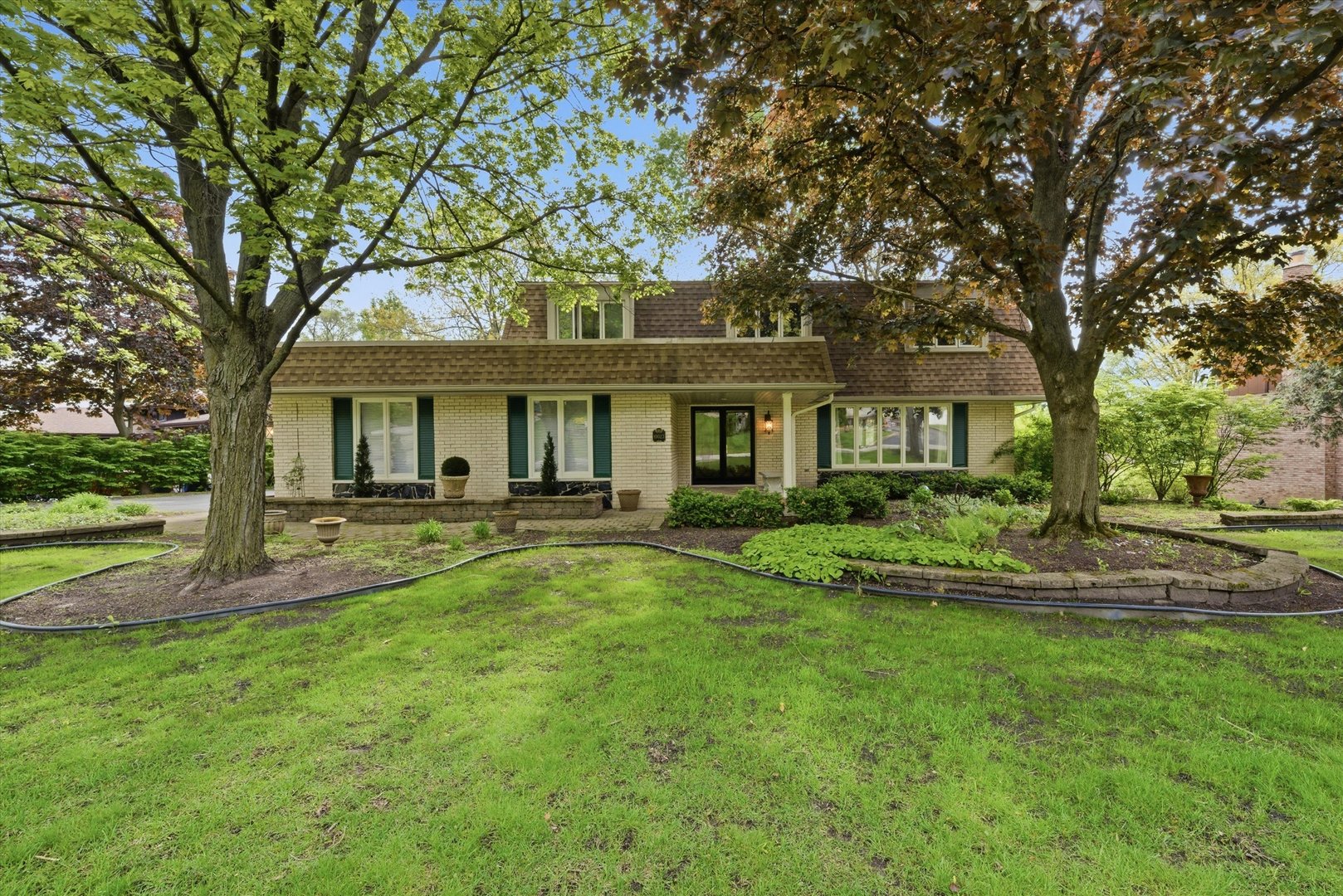 10023 S WOOD Lane, Palos Hills, IL