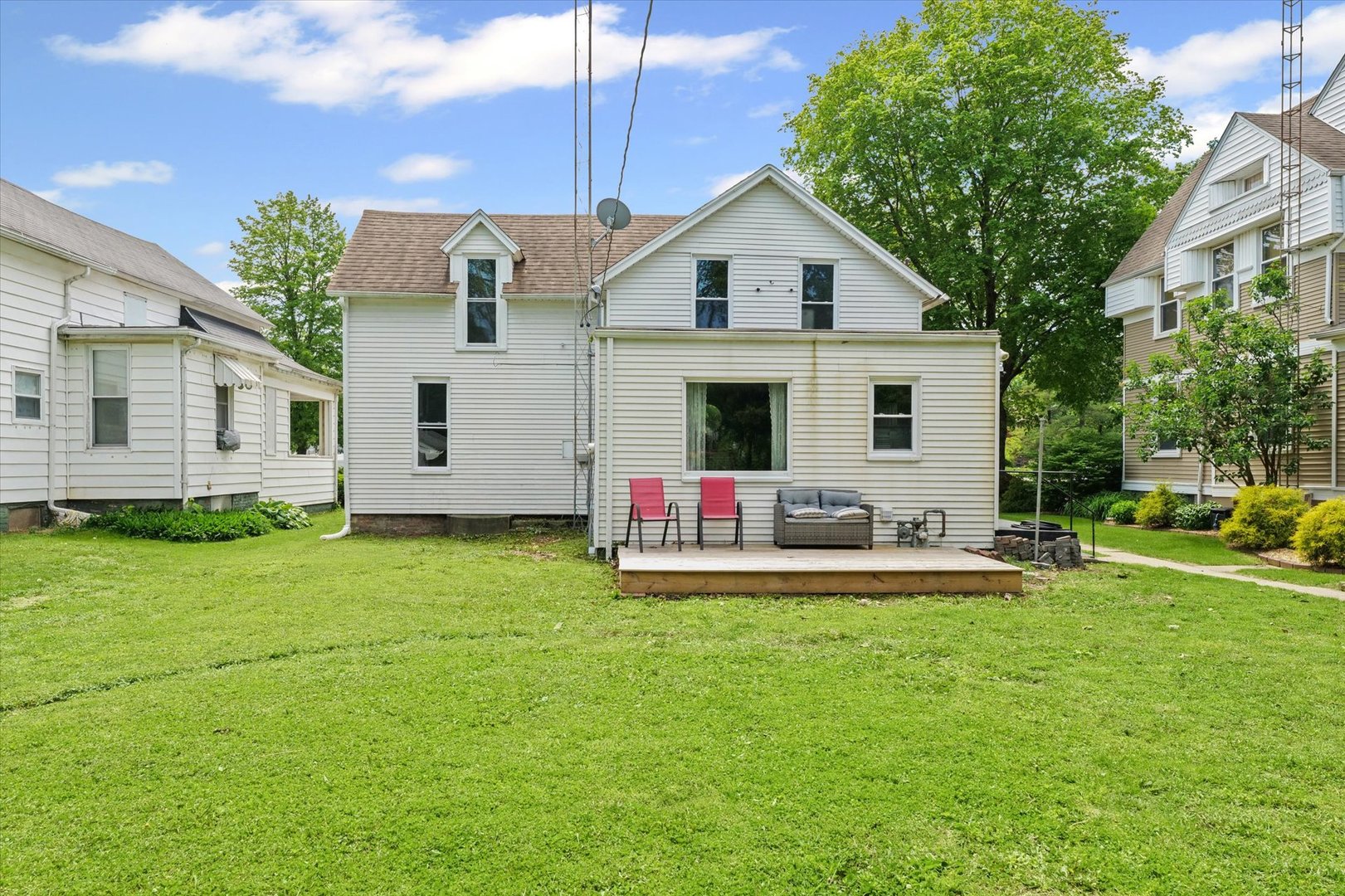 251 W Center Street, Paxton, IL
