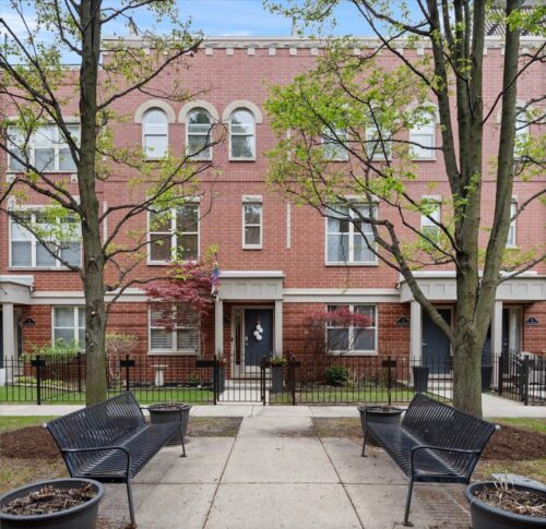 4646 N Greenview Avenue #10, Chicago, IL