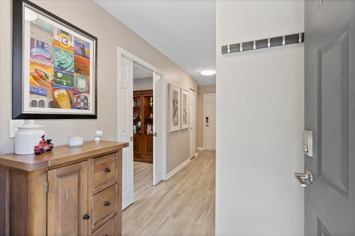 4646 N Greenview Avenue #10, Chicago, IL