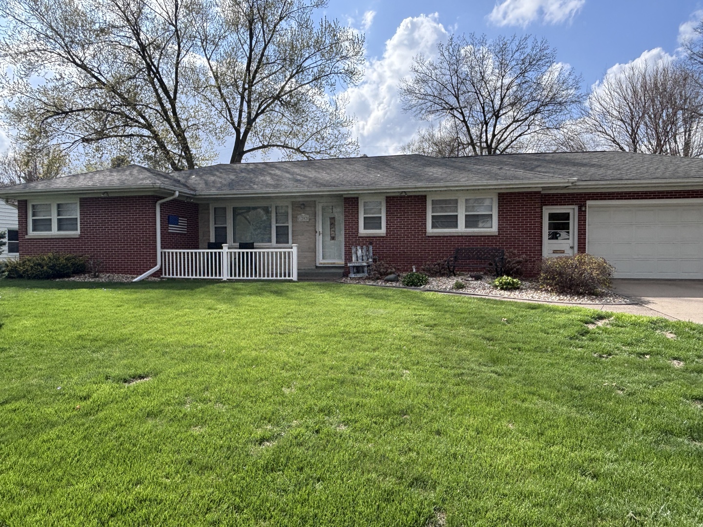 1202 N 4th Street, Clinton, IA