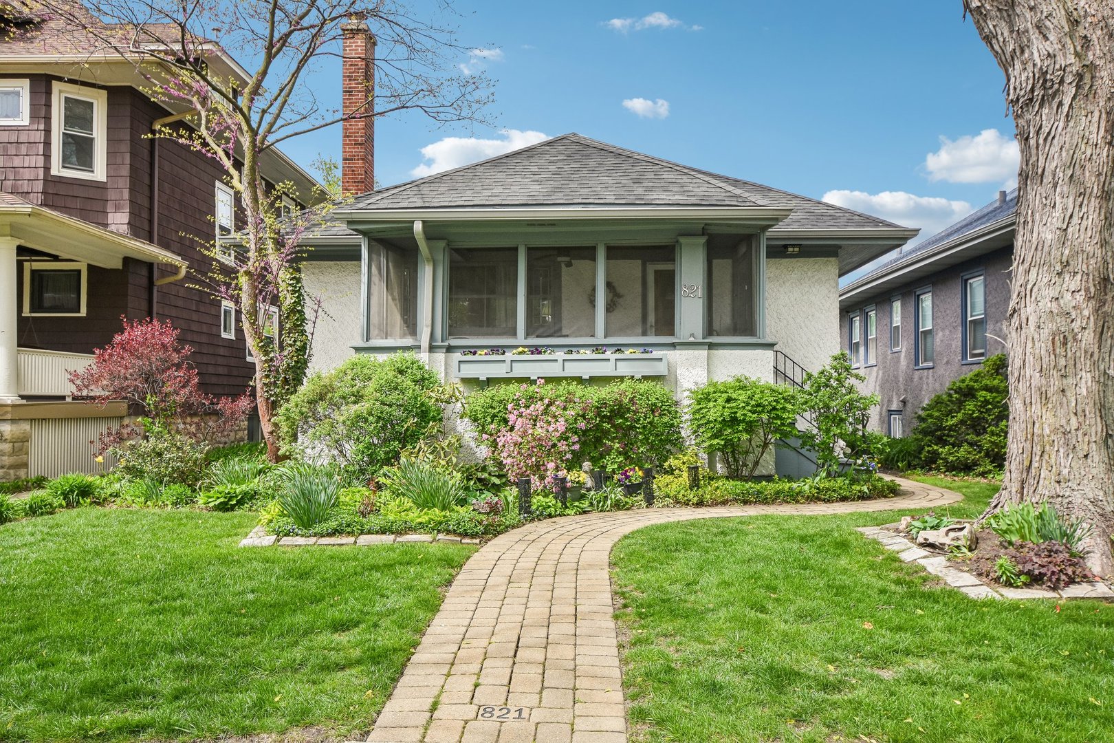 821 N Grove Avenue, Oak Park, IL