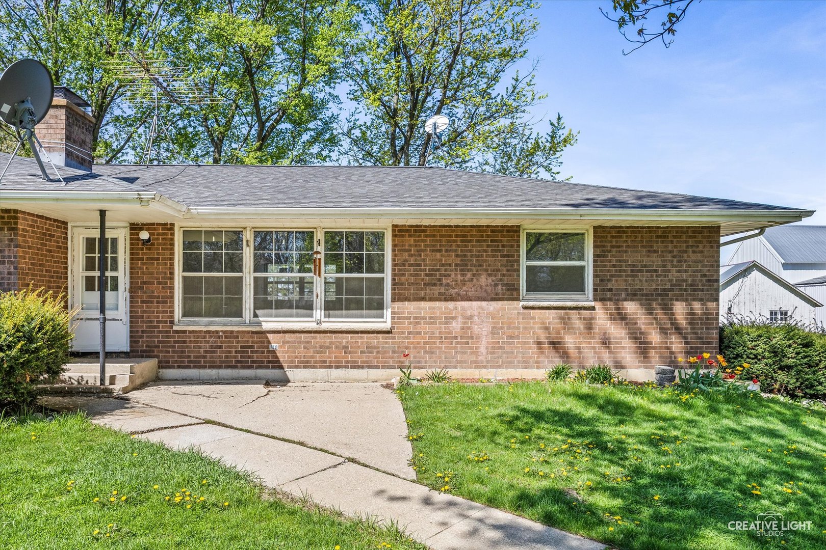 8N486 Thomas Road #B, Hampshire, IL