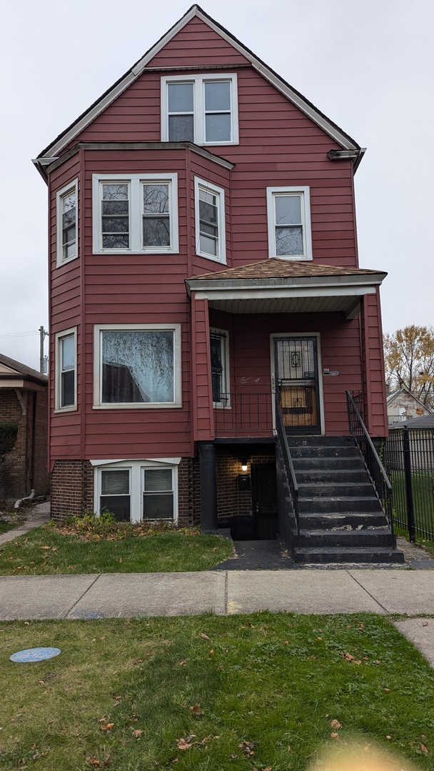 8112 S Exchange Avenue, Chicago, IL