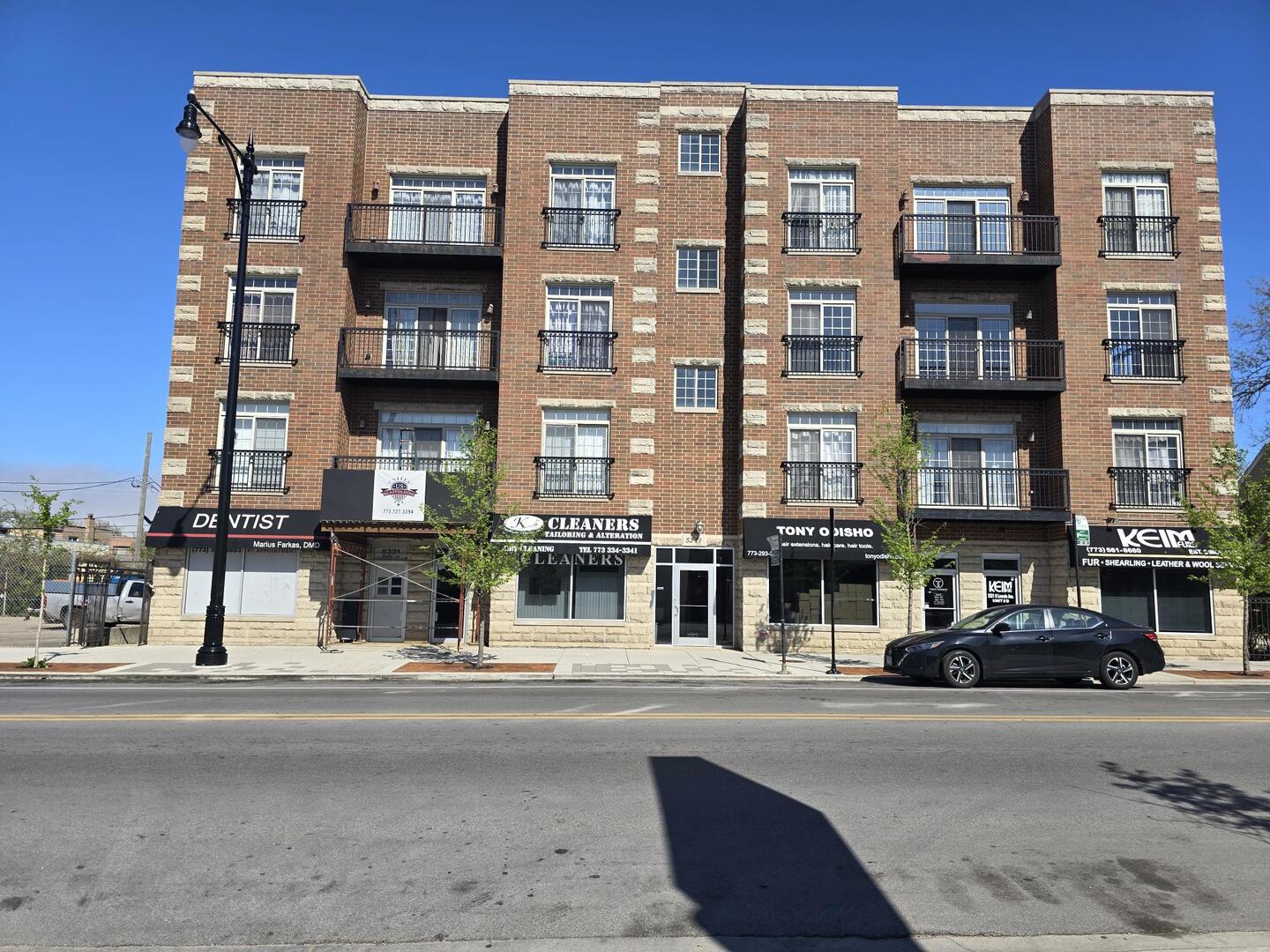 5321 N Lincoln Avenue #B, Chicago, IL