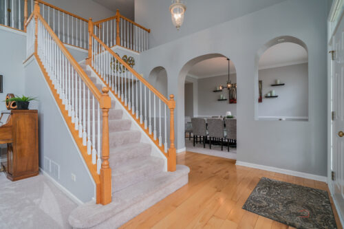 258 Colonial Drive, Vernon Hills, IL