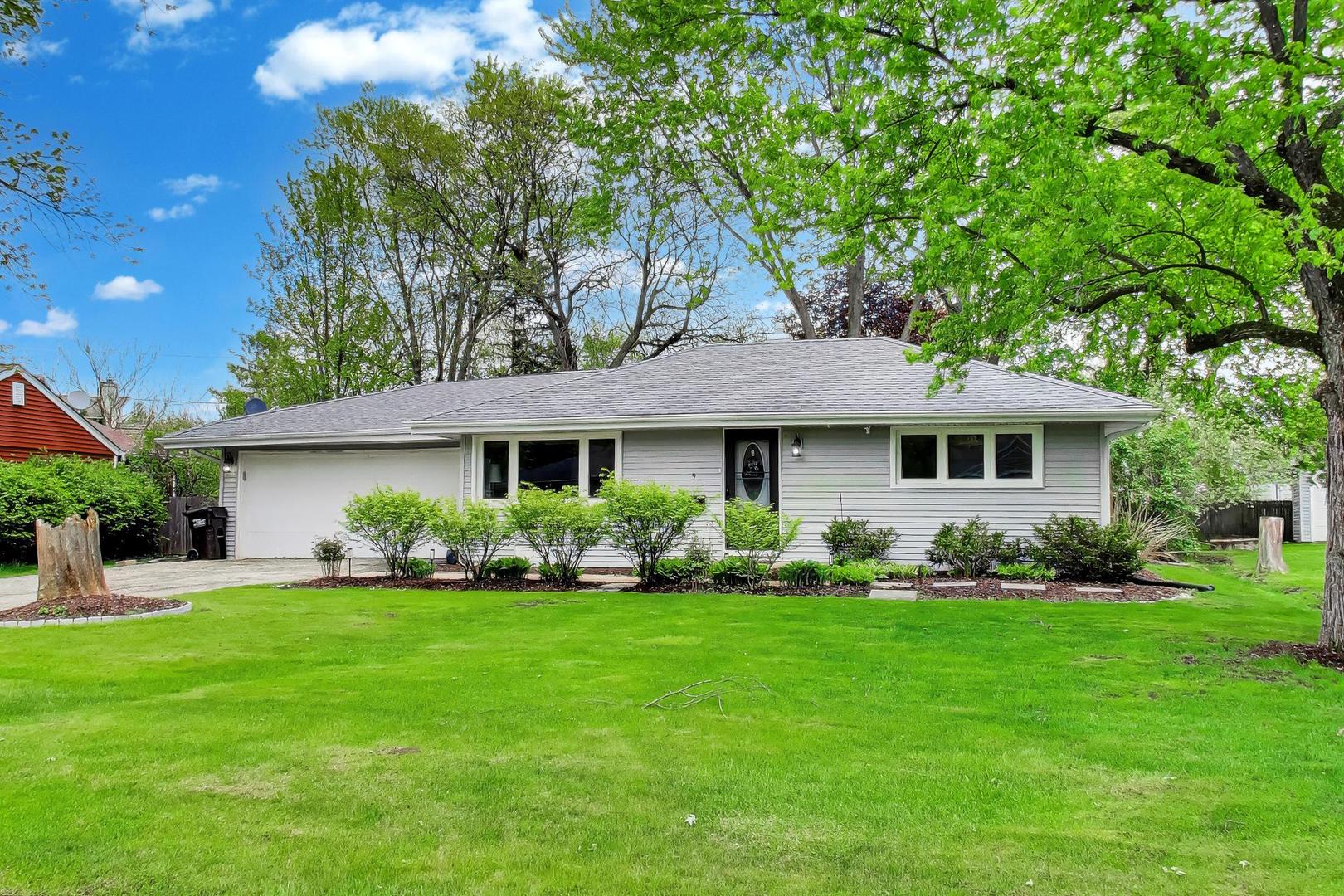 9 Johnathan Road, Lake Zurich, IL