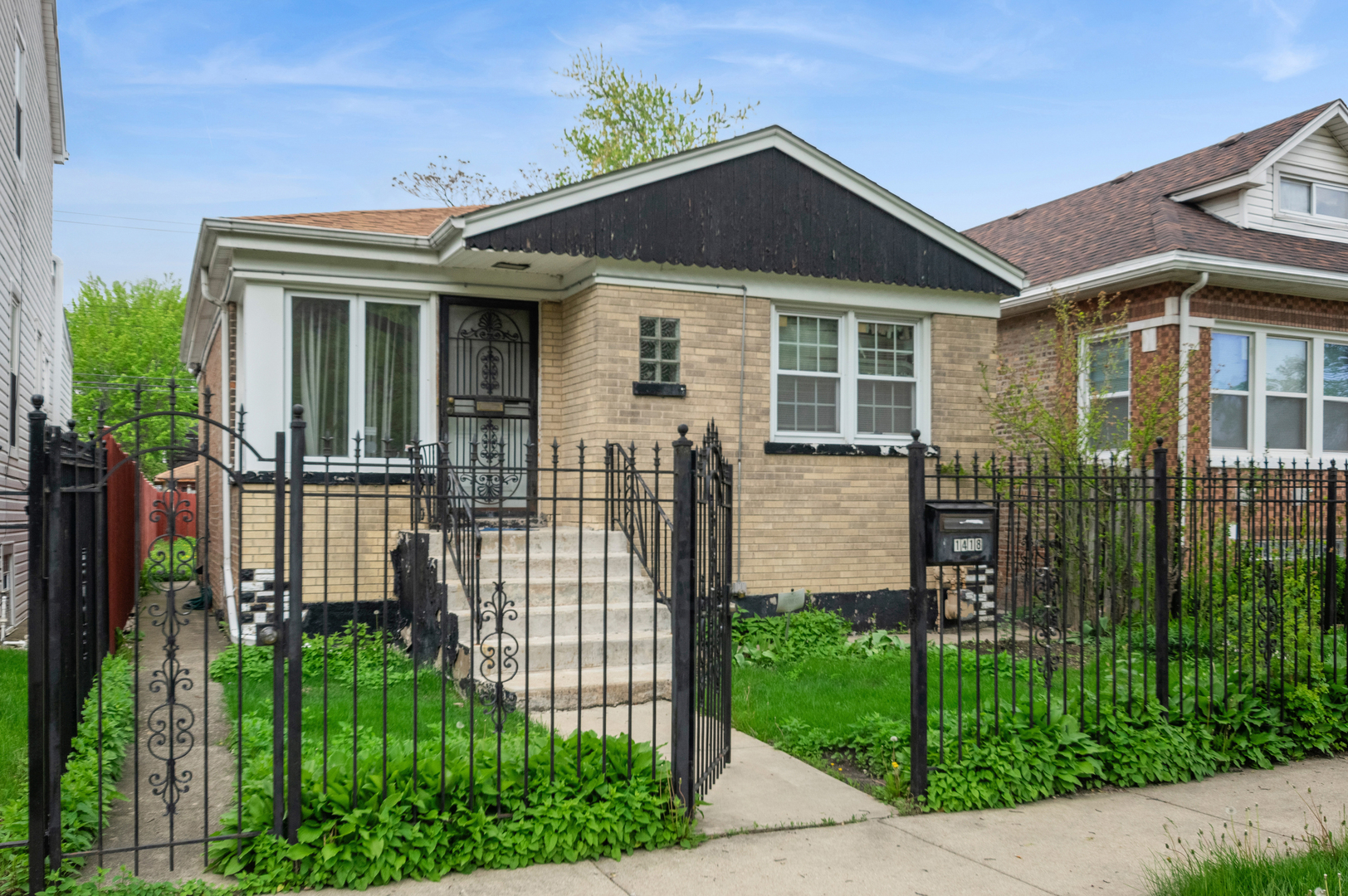 1418 N Waller Avenue, Chicago, IL
