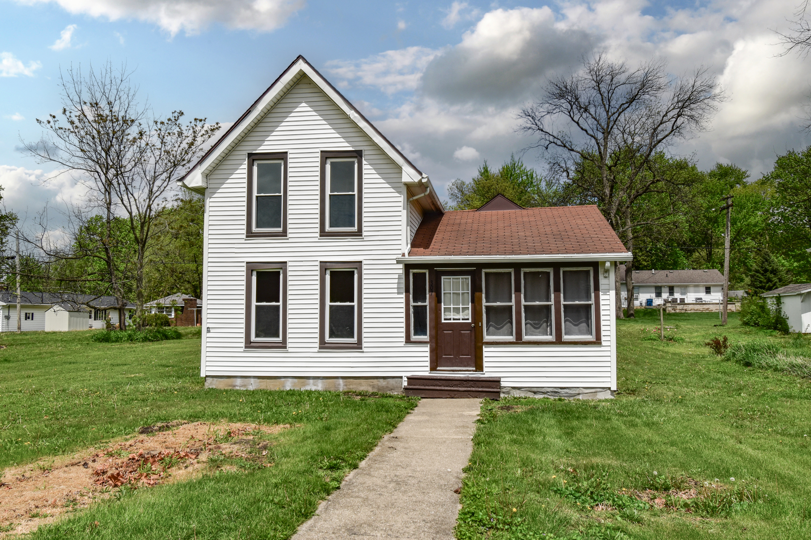 307 E Scott Street, Odell, IL