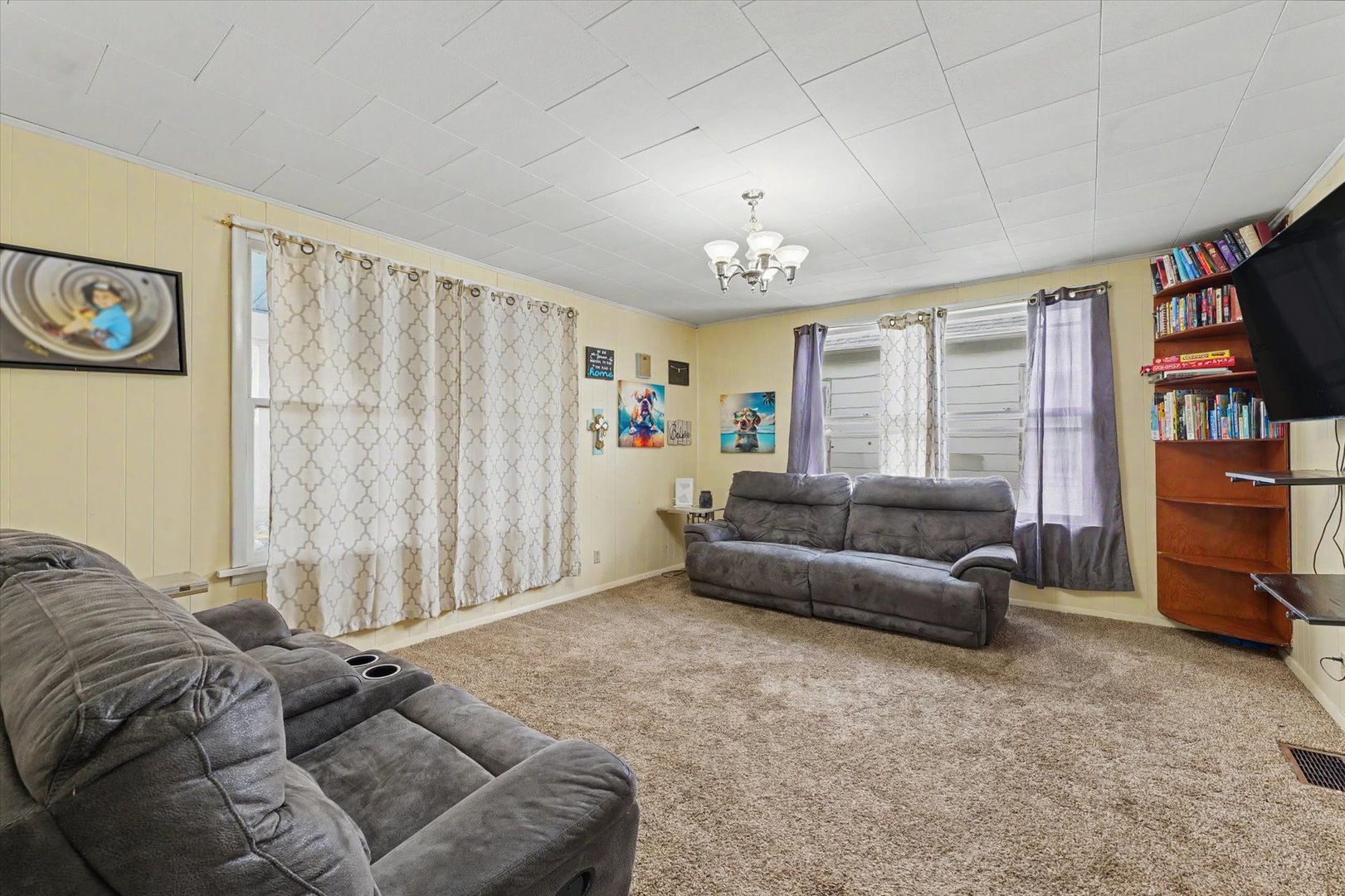 519 E Allen Street, Farmer City, IL