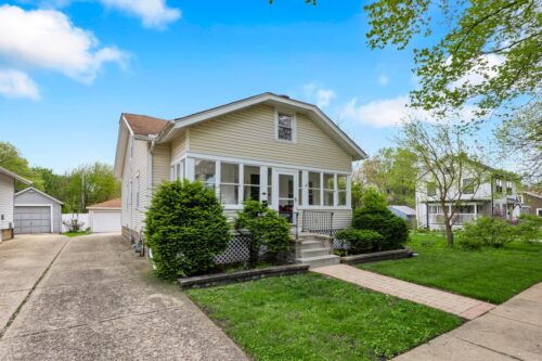 412 S Commonwealth Avenue, Aurora, IL