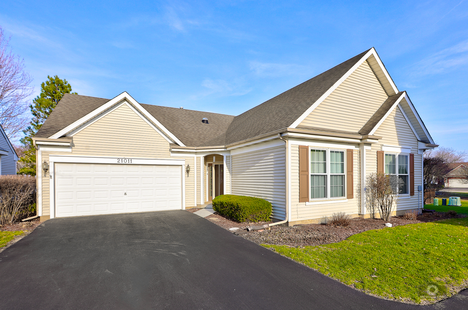 21011 W Torrey Pines Court, Plainfield, IL