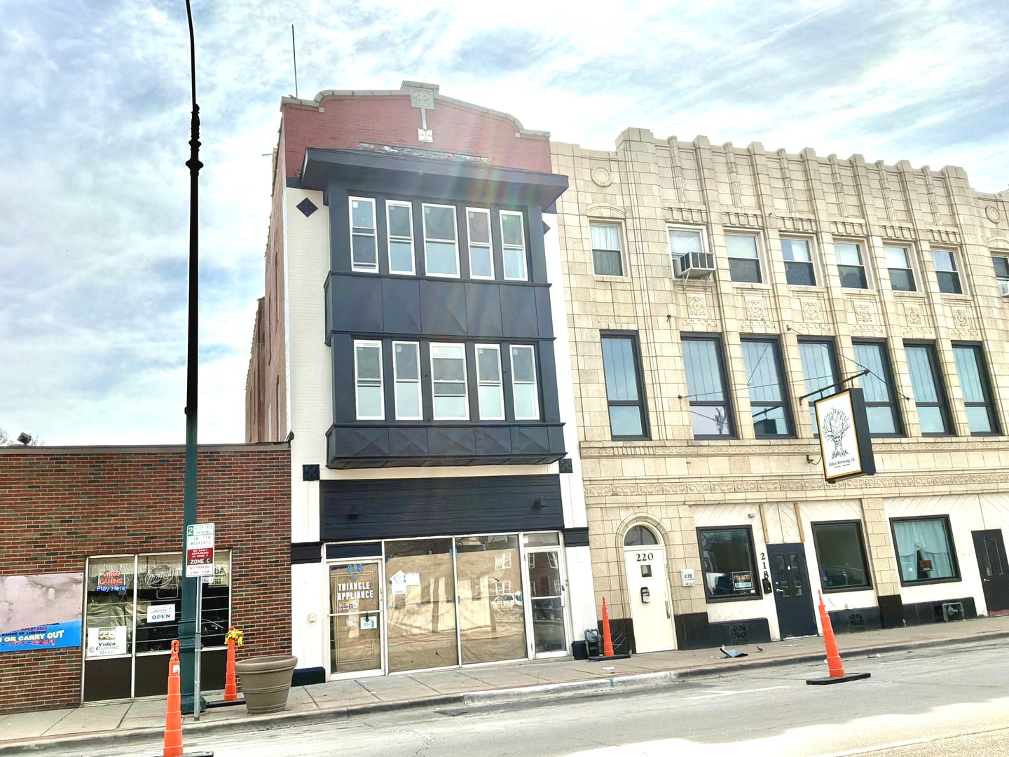 224 E Cass Street #PENTHOUSE, Joliet, IL