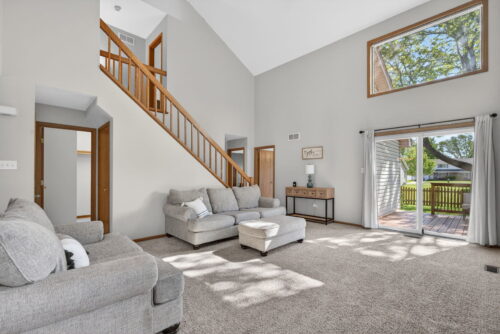 212 Huntington Court, Shorewood, IL
