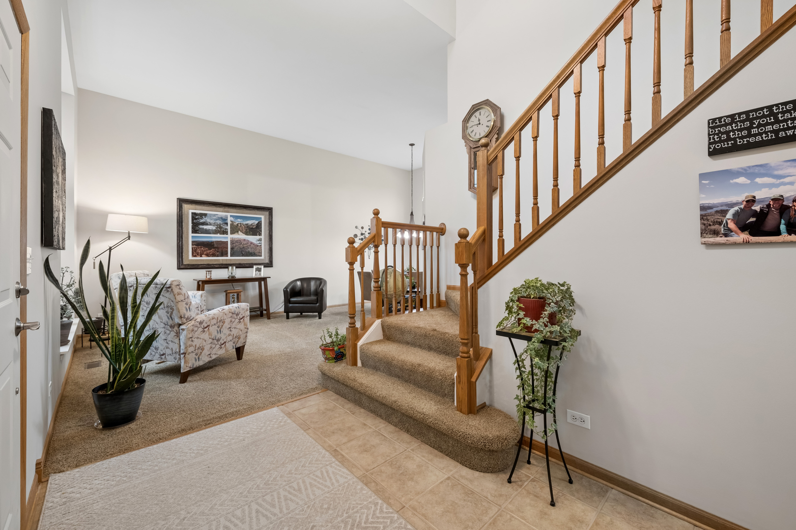 606 Arlington Lane, South Elgin, IL
