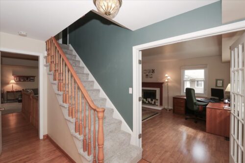 174 Timber Hill Road, Buffalo Grove, IL